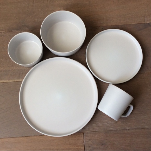 New 5 pcs Set Stoneware Luxmatte Dinnerware plate - Picture 12 of 14